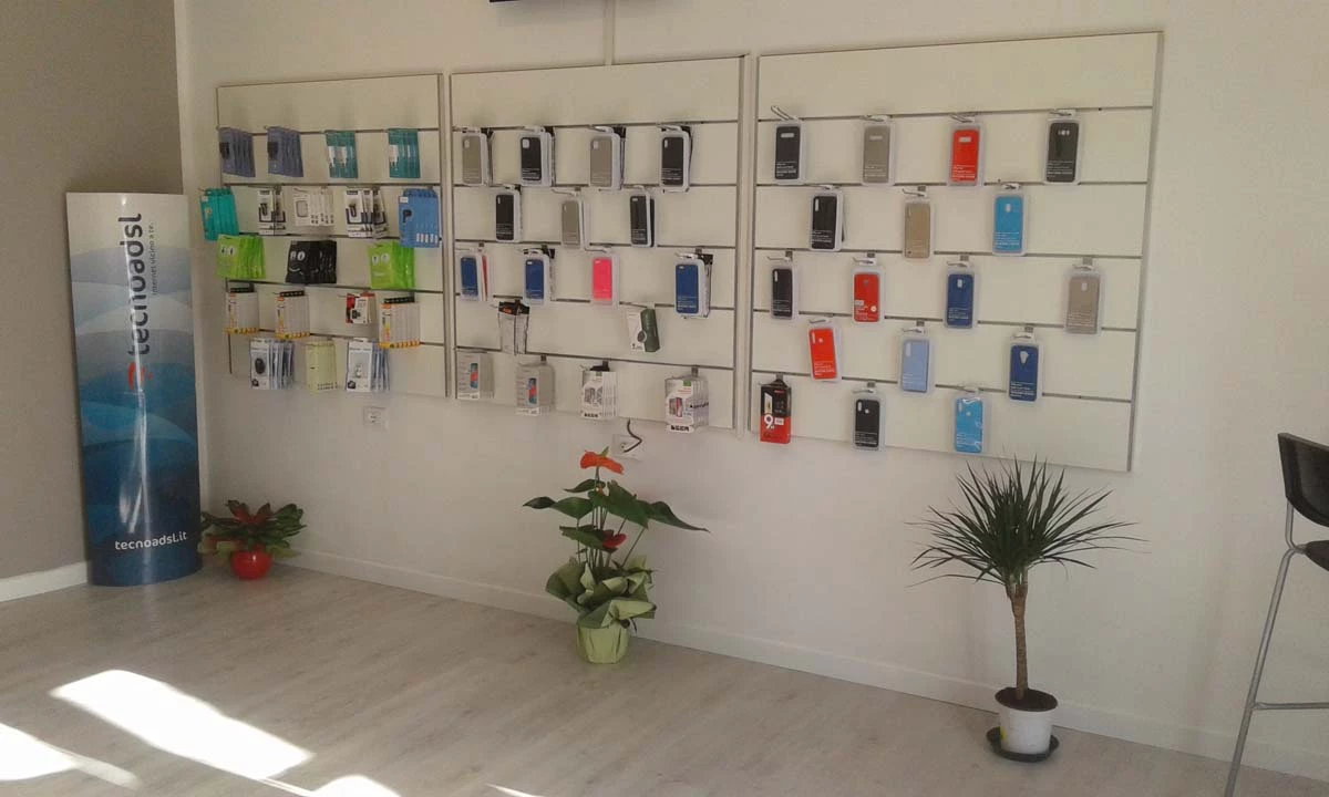 QUELLI DEL TELEFONINO - RIPARAZIONI E VENDITA IPHONE