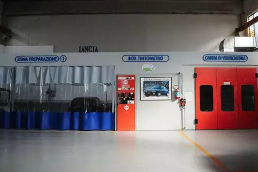 AUTOCARROZZERIA CALEMMA|VERNICIATURA A FORNO AUTOVETTURE|TRATTAMENTI CAR DETAILING|CENTRO LEVABOLLI