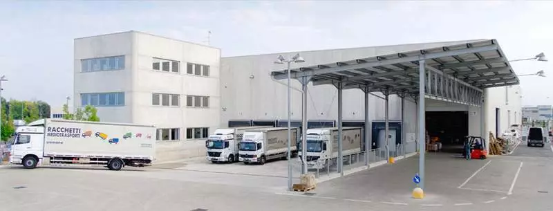 TRASPORTO E SPEDIZIONE MERCI PERICOLOSE -  RACCHETTI MEDIOTRASPORTI