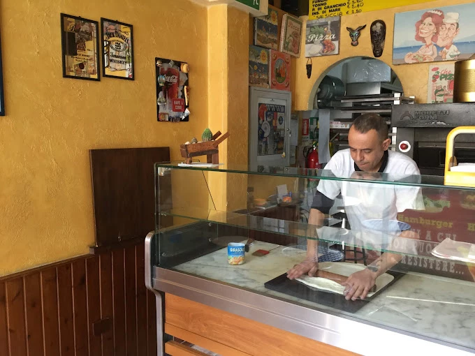 PIZZERIA DA GIORGIO - VENDITA PIZZA AL TAGLIO DA ASPORTO