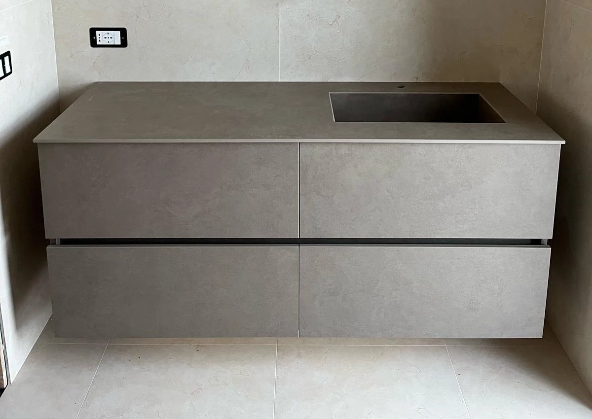 NEW ARREDO - PROGETTAZIONE PRODUZIONE E VENDITA ARREDAMENTO SU MISURA PER PRIVATI E ATTIVITA' COMMERCIALI