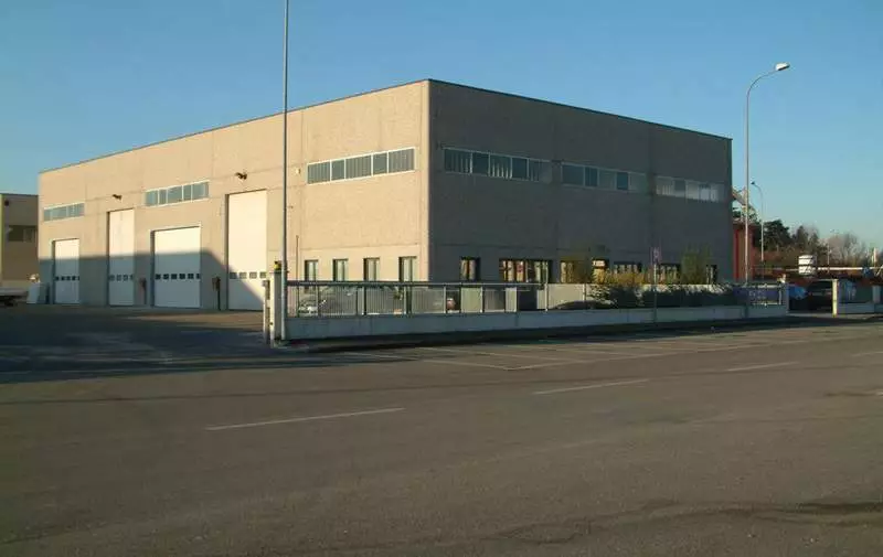 D.W.R. RIPARAZIONI VEICOLI INDUSTRIALI