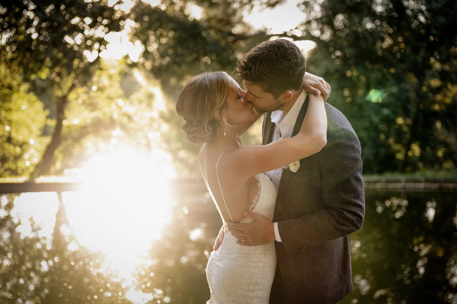 ALESSANDRO PELLICCIARI - FOTOGRAFO PROFESSIONISTA PER MATRIMONI E CERIMONIE CON SERVIZIO DRONE
