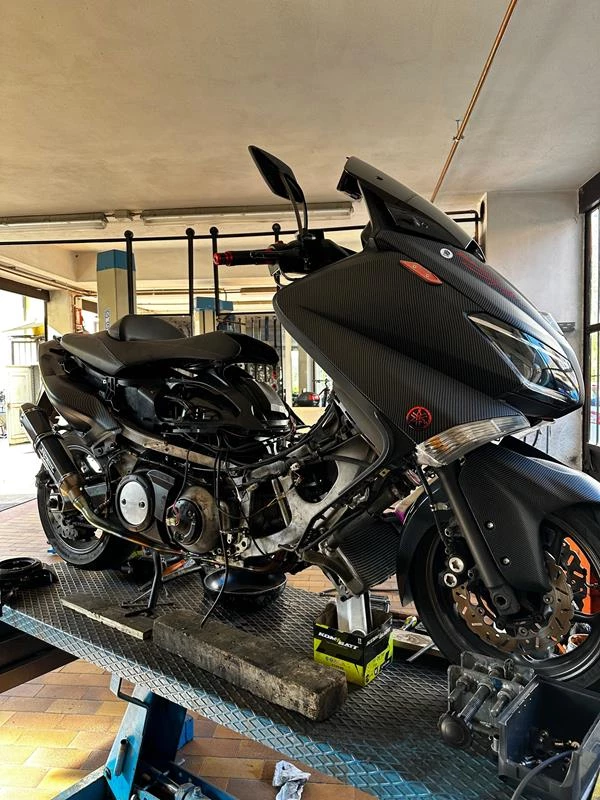 BAZZANA CICLI MOTO - CONCESSIONARIO VENDITA MOTO NUOVE E USATE IN VAL SERIANA