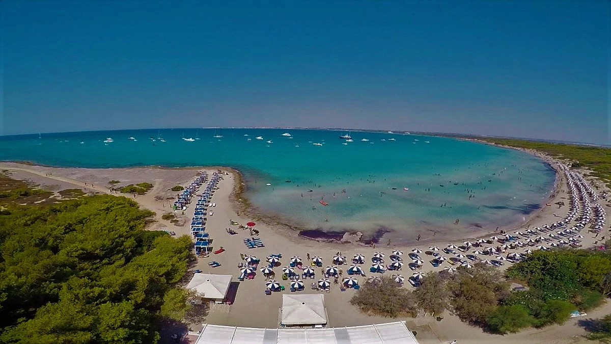 LIDO PIZZO  - STABILIMENTO BALNEARE CON SPIAGGIA ATTREZZATA E RISTORANTE