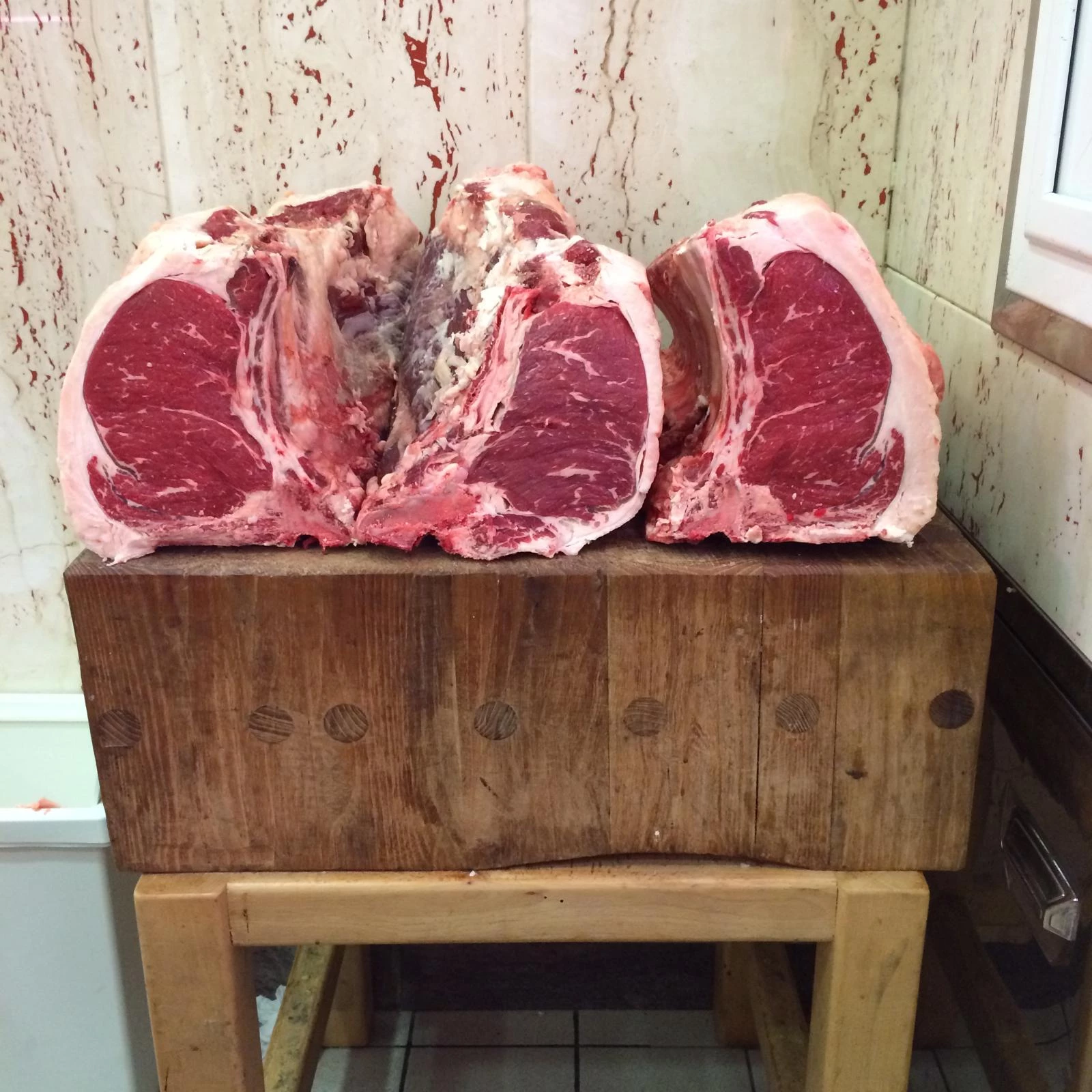 MACELLERIA MAGRONE - VENDITA CARNI PREGIATE DI QUALITA'