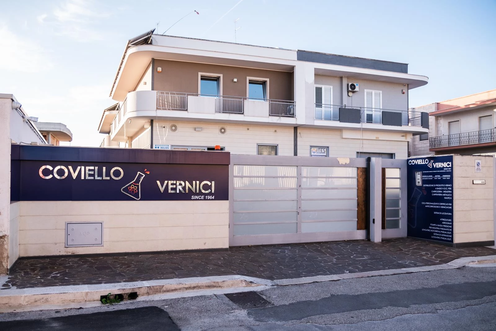COVIELLO VERNICI - VERNICI E PRODOTTI PER CARROZZERIA