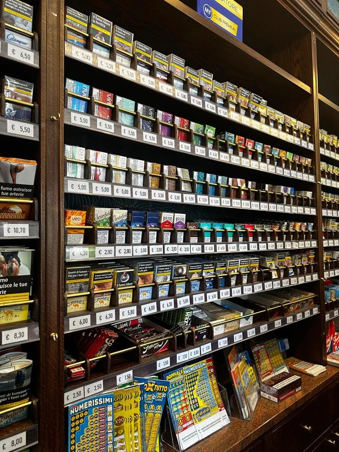 TABACCHERIA BACCO E TABACCO - VENDITA SIGARETTE VALORI BOLLATI FERMO POINT BRT E GLS