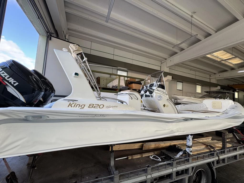 NAUTICA DIVING - RETUBING REFITTING E RESTYLING GOMMONI PRODUZIONE TUBOLARI HYPALON