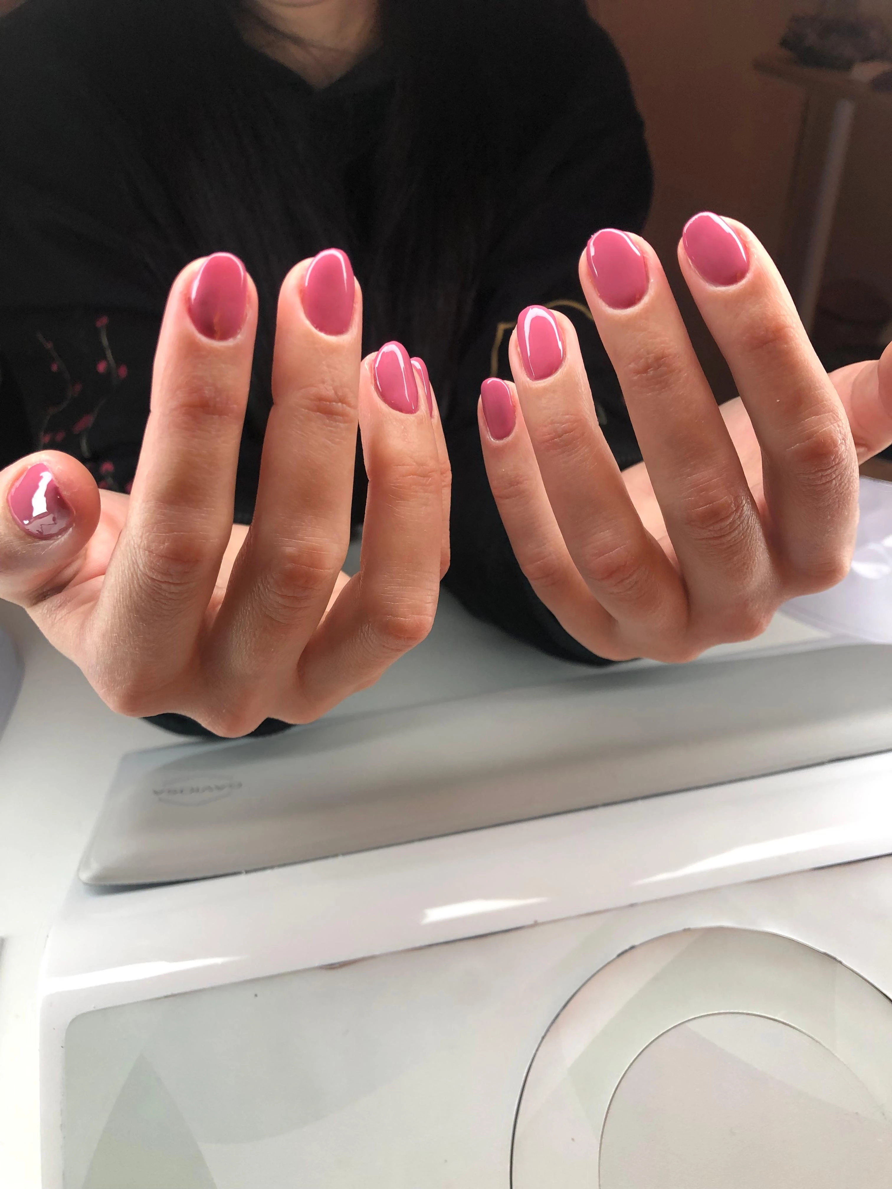 FASHION NAILS - CENTRO RICOSTRUZIONE UNGHIE IN GEL MANICURE  E PEDICURE PROFESSIONALE