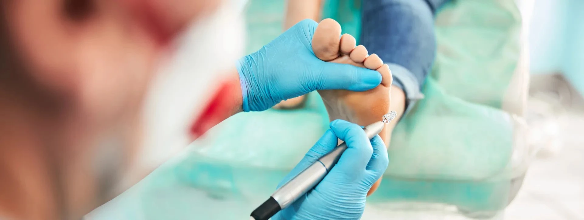 CENTRO PODOLOGICO LUCANO | STUDIO PODOLOGICO PER LA CURA DEL PIEDE E LE PATOLOGIE DELLE UNGHIE