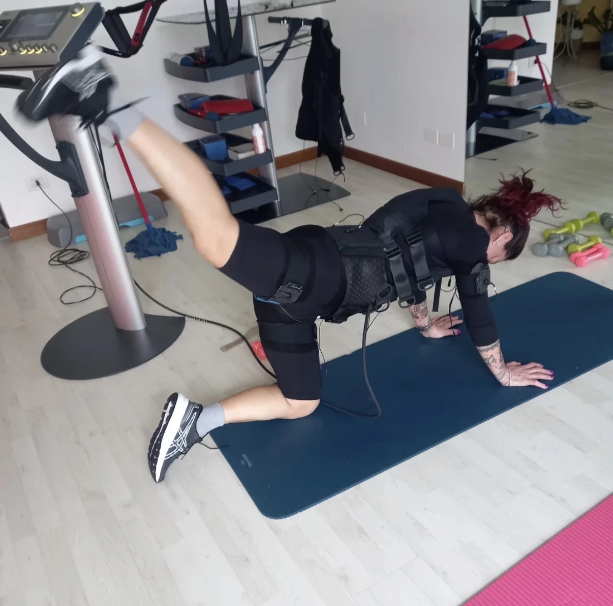STUDIO WELLNESS FISICO - ALLENAMENTO E PERSONAL TRAINER EMS PROGRAMMI DI TONIFICAZIONE E DIMAGRIMENTO