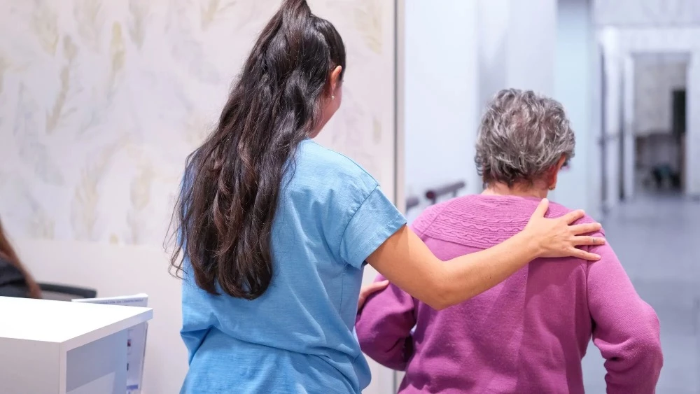 GIAMA SERVIZI | ASSISTENZA ANZIANI E SUPPORTO BUROCRATICO PER LE FAMIGLIE