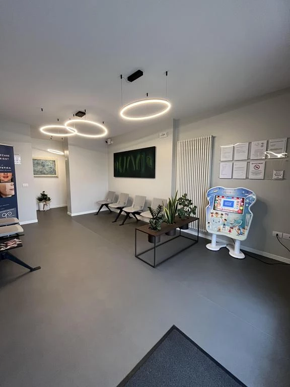 STUDIO DENTISTICO DOTT.SSA PESSATO MARTA - SERVIZI ODONTOIATRICI COMPLETI PER ADULTI E BAMBINI