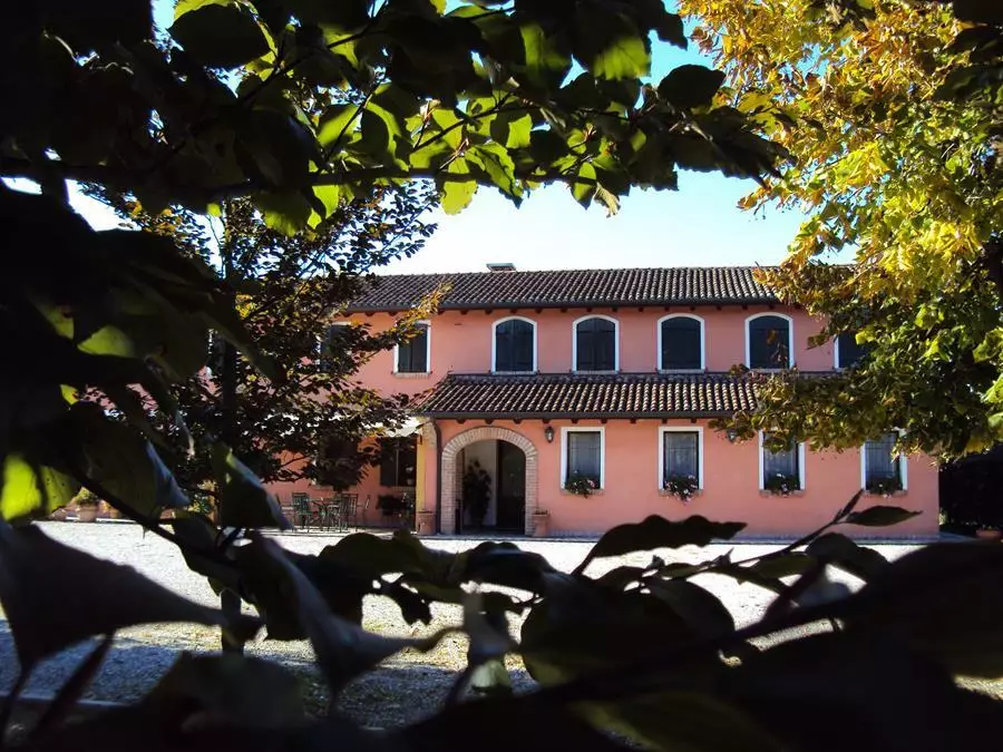 B&B CAMERE CON BAGNO PRIVATO - AGRITURISMO SANT'ANNA