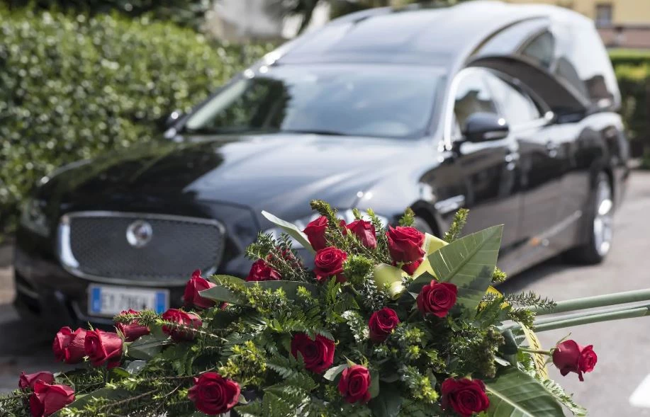Onoranze Funebri Corrias Agenzia di Onoranze e Pompe Funebri Organizzazione Completa Funerali