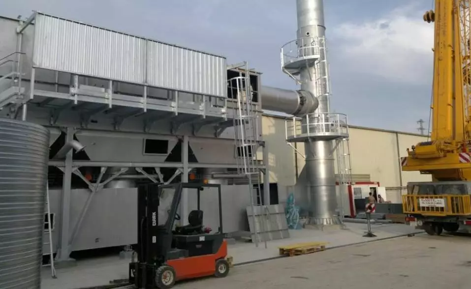 D & B IMPIANTI  COSTRUZIONI INDUSTRIALI