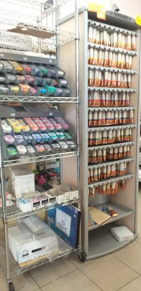 SANDRI LUIGI - COLORIFICIO, VENDITA ARTICOLI BELLE ARTI, MATERIALE ELETTRICO E PICCOLI ELETTRODOMESTICI