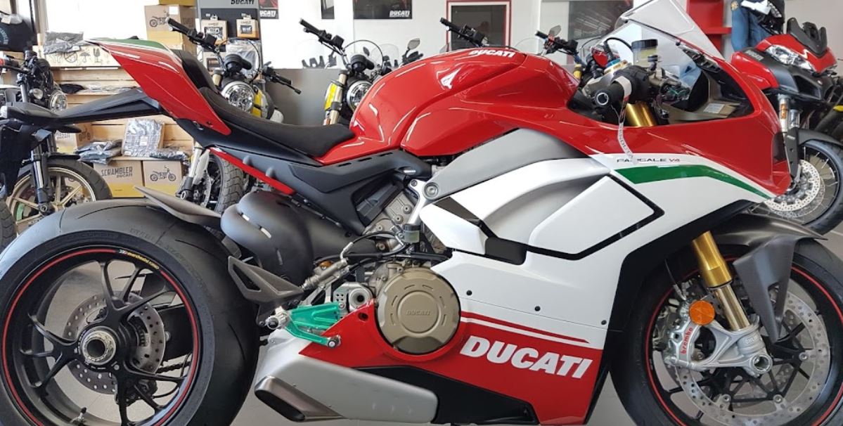 Ducati Store Concessionario e Rivenditore Ufficiale Moto Ducati - 1